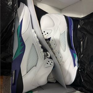 Brand New- Mens Air Jordan Grape 5s (size 8.5)